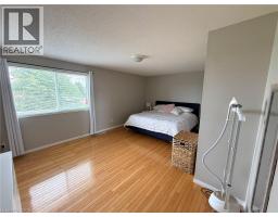 424 Newport Drive, Cambridge, ON N3H5S6 Photo 18