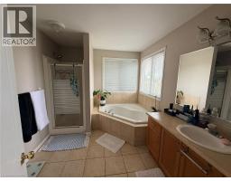 424 Newport Drive, Cambridge, ON N3H5S6 Photo 19