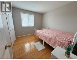424 Newport Drive, Cambridge, ON N3H5S6 Photo 24