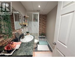 424 Newport Drive, Cambridge, ON N3H5S6 Photo 33