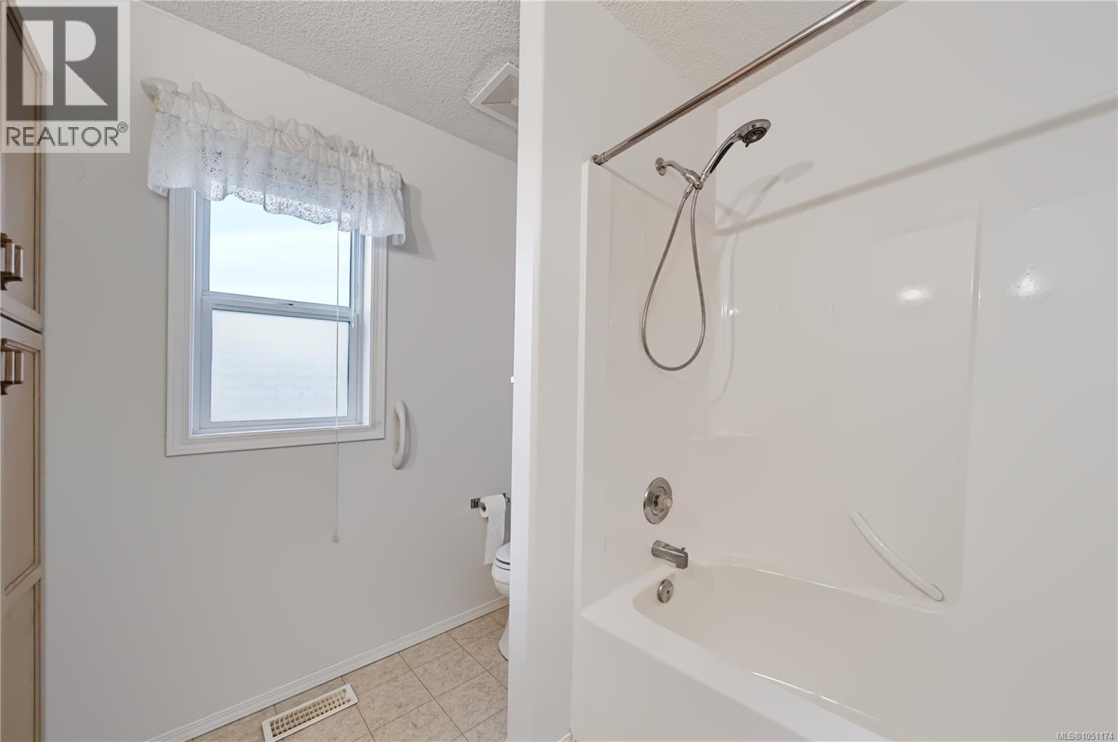 3931 Excalibur St - 11
