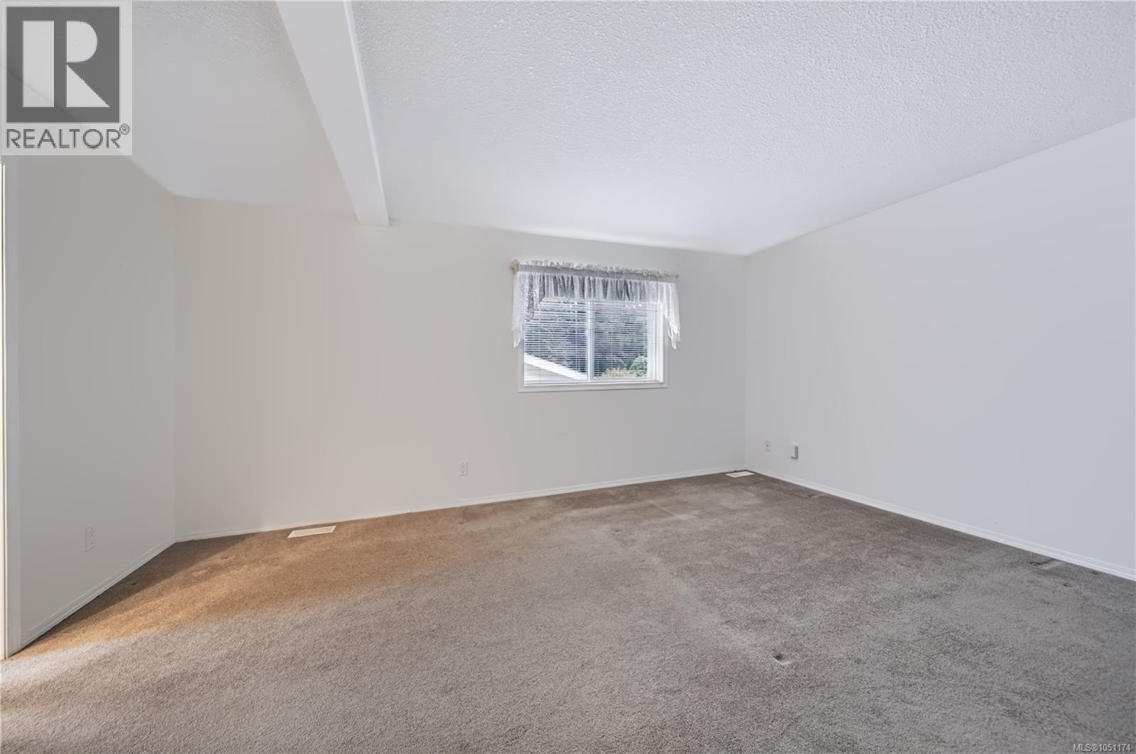 3931 Excalibur St - 13