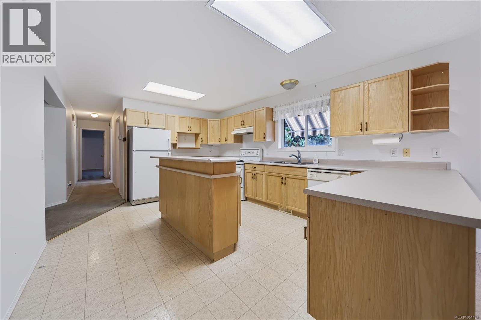 3931 Excalibur St - Image 19