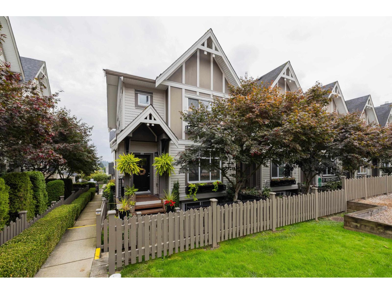 4 Bed, 4 Bath House for Sale in Surrey – 34 6588 195A AVENUE, Surrey – MLS# R3170379