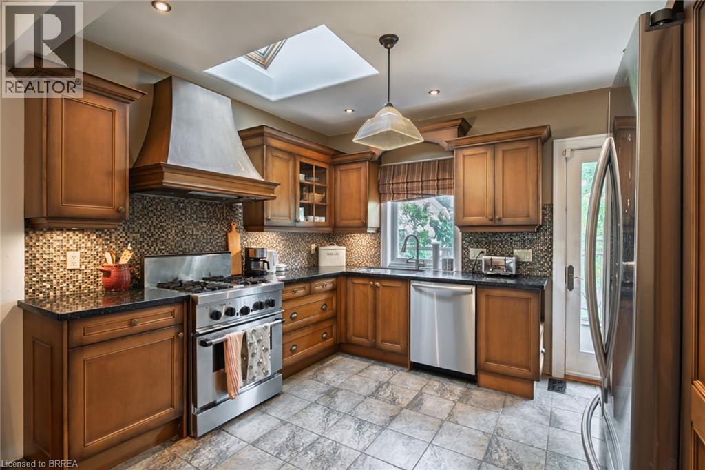 17 LINCOLN Avenue - 21
