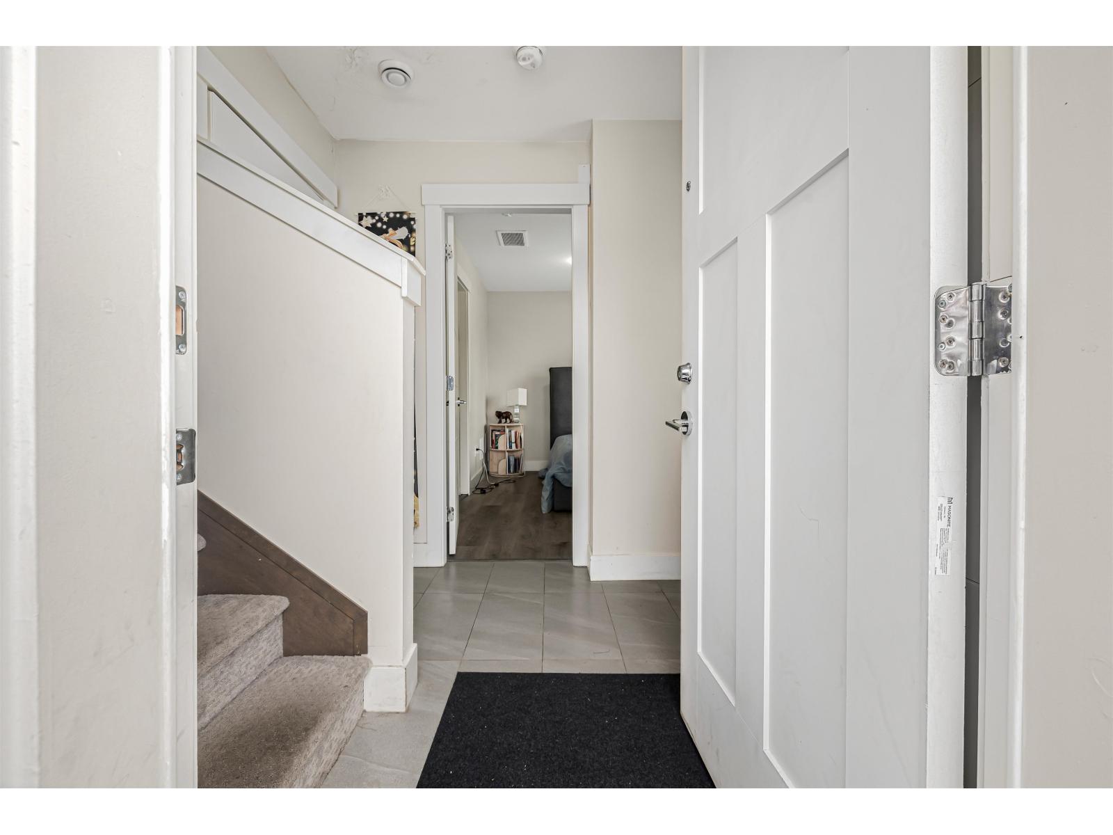 Photo of 20 8033 166B STREET 28