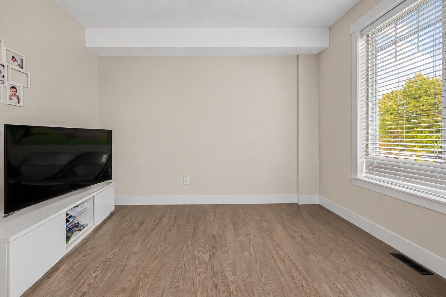 Photo of 20 8033 166B STREET 17