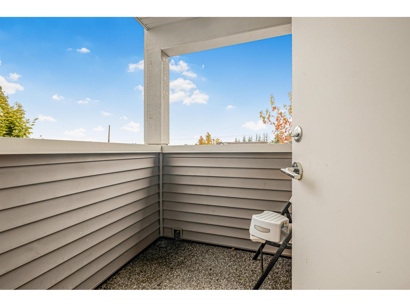 Photo of 20 8033 166B STREET 19