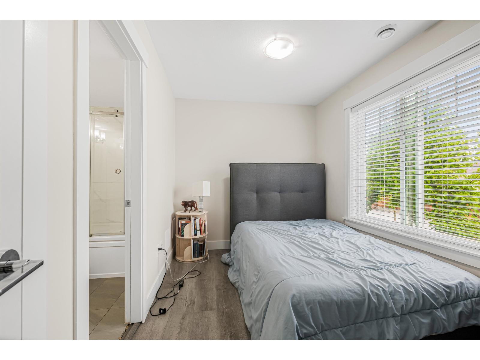 Photo of 20 8033 166B STREET 15