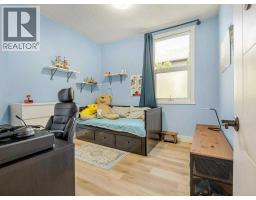 633 7 Street S - photo 21