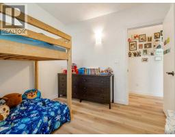 633 7 Street S - photo 24