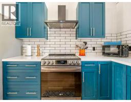 633 7 Street S - photo 12