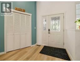 633 7 Street S - photo 3