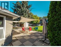 633 7 Street S - photo 40
