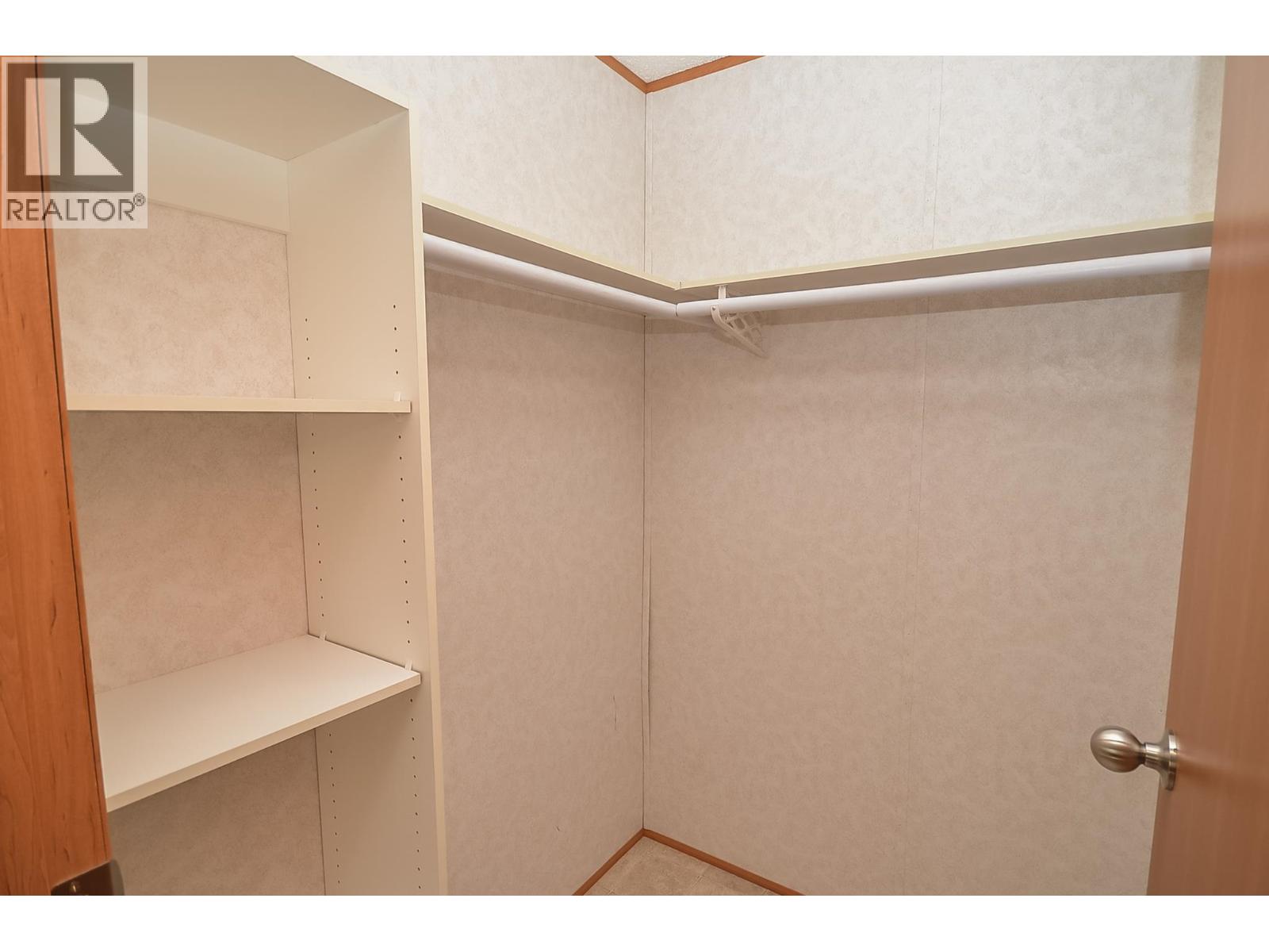 8608 79A STREET - Image 19