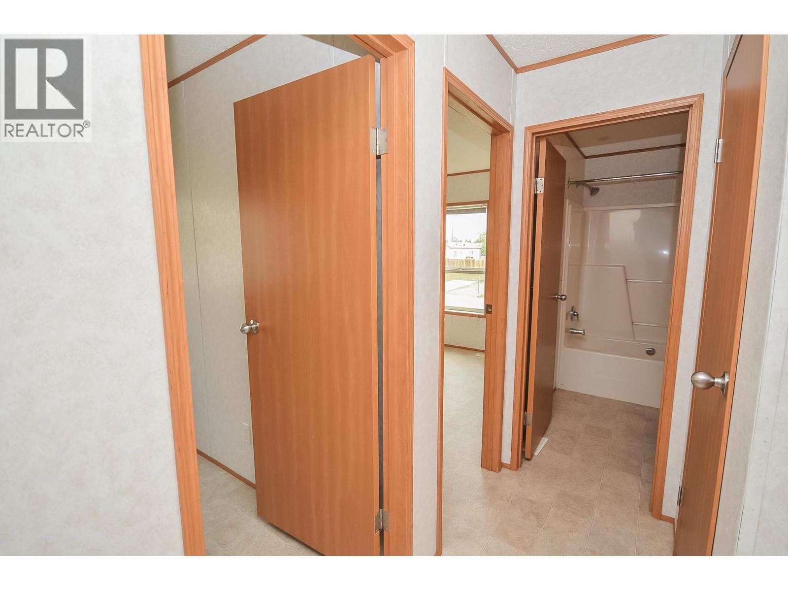 8608 79A STREET - 20