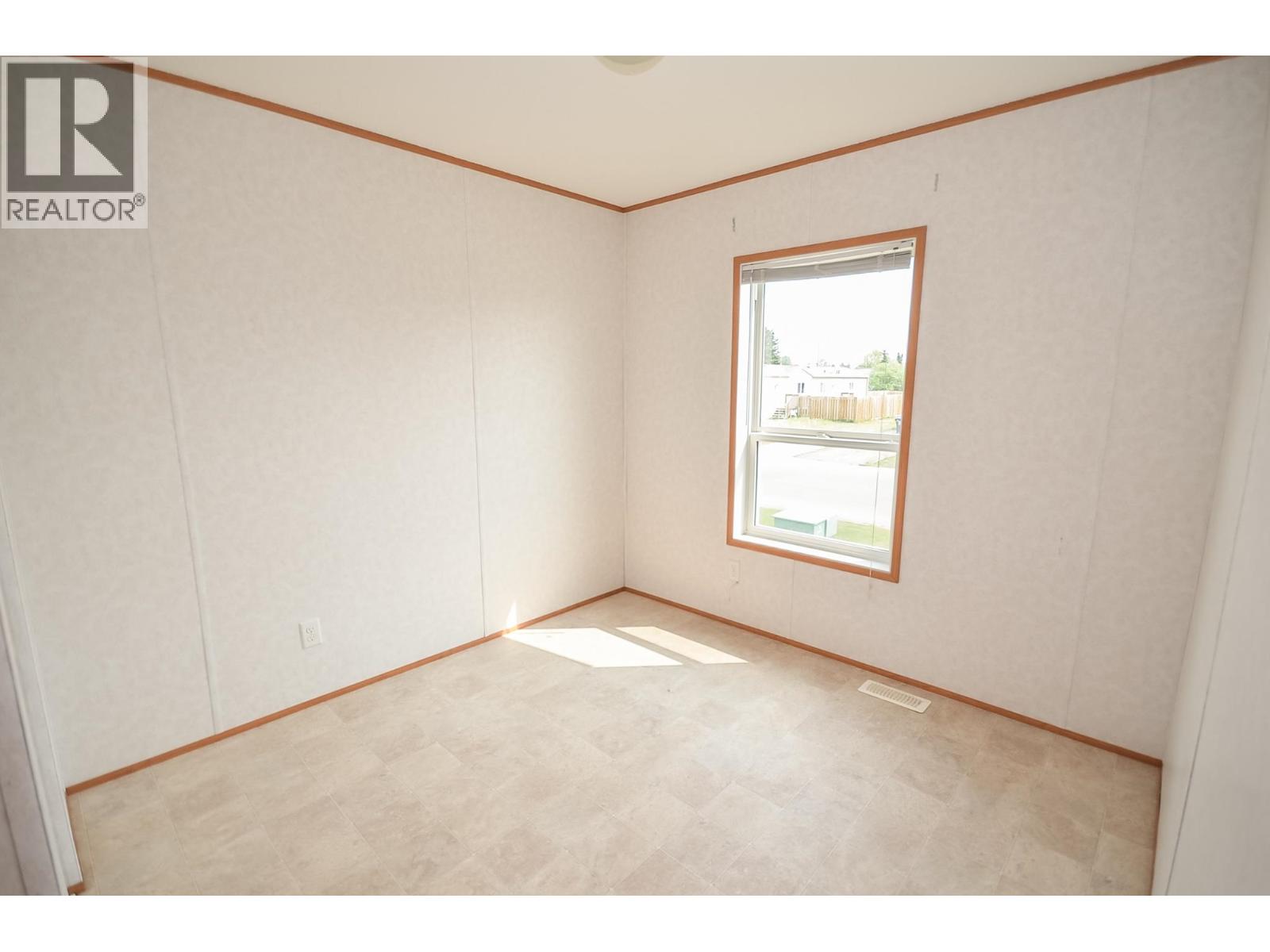 8608 79A STREET - Image 23