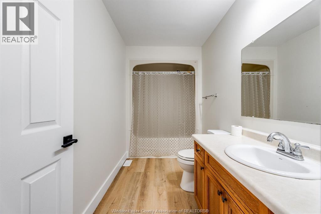 185 Marlborough STREET East - 12