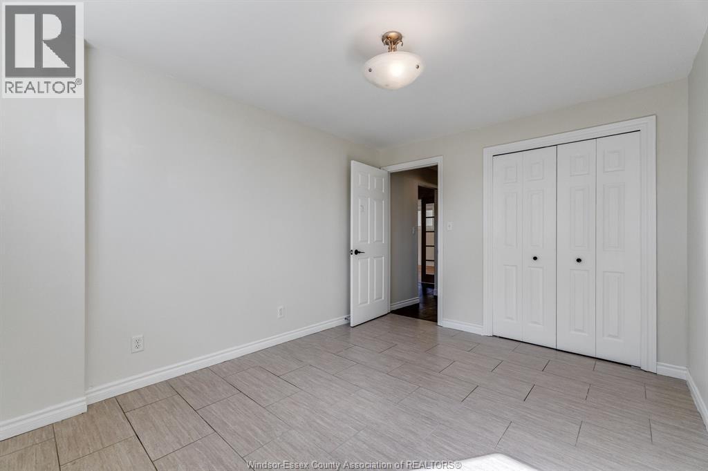 185 Marlborough STREET East - 21