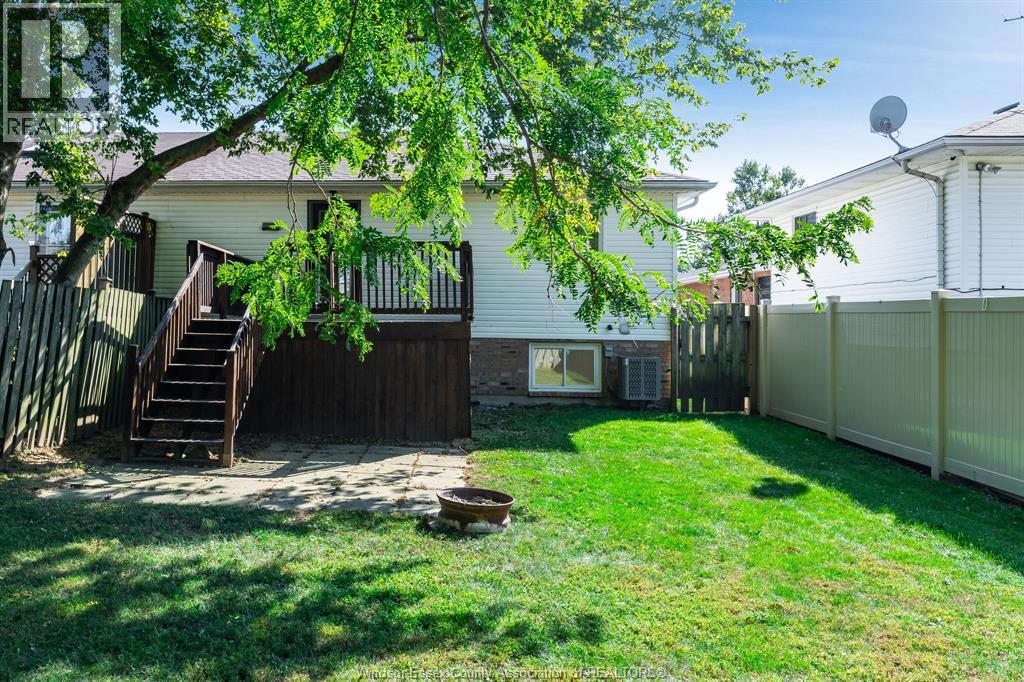 185 Marlborough STREET East - Image 32