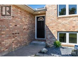 185 Marlborough Street East, Leamington, ON N8H4S2 Photo 27