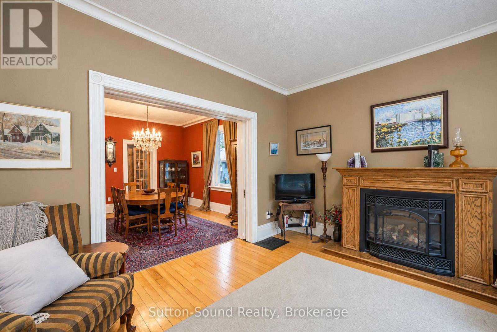 2344 3RD AVENUE W - 18