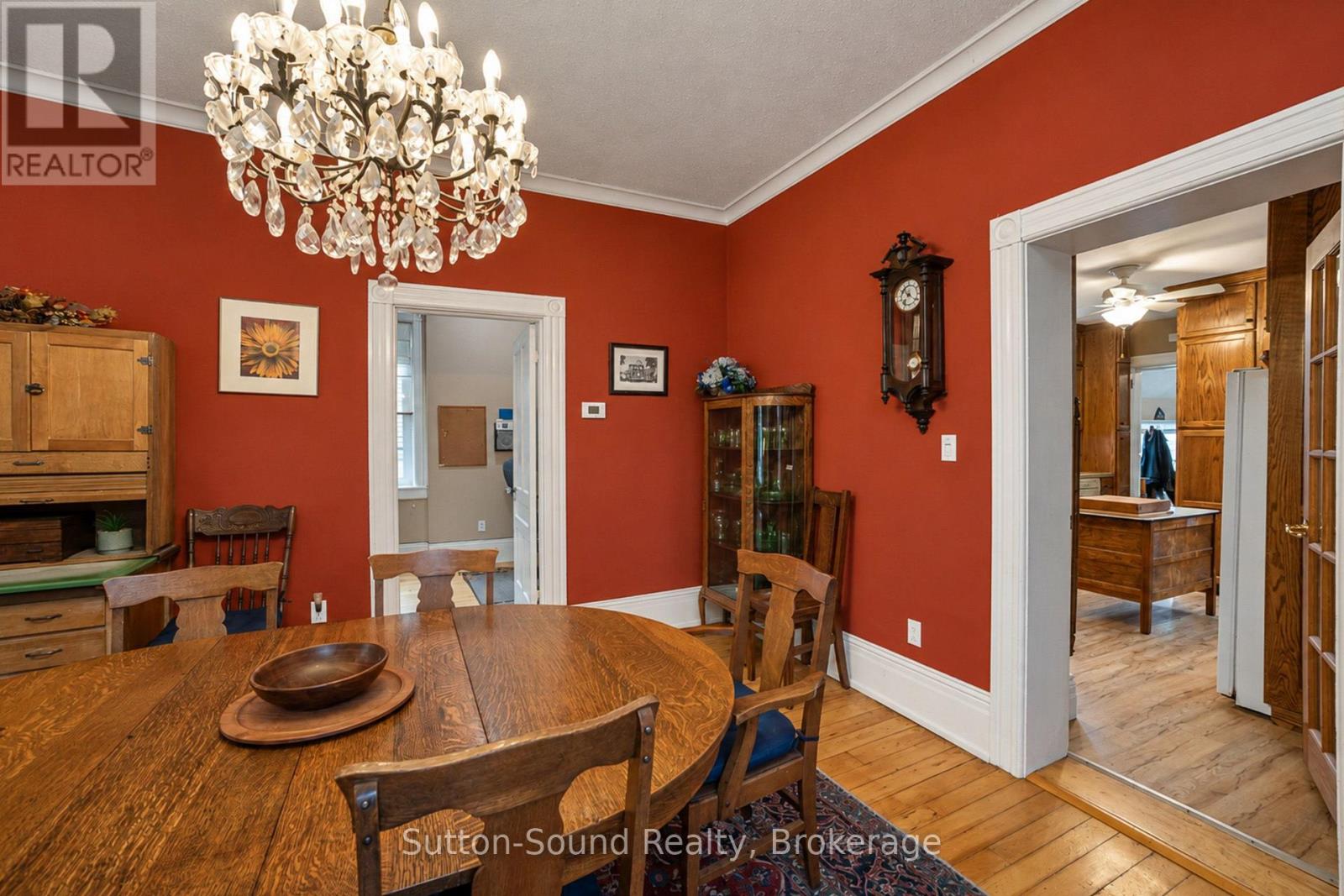 2344 3RD AVENUE W - 21