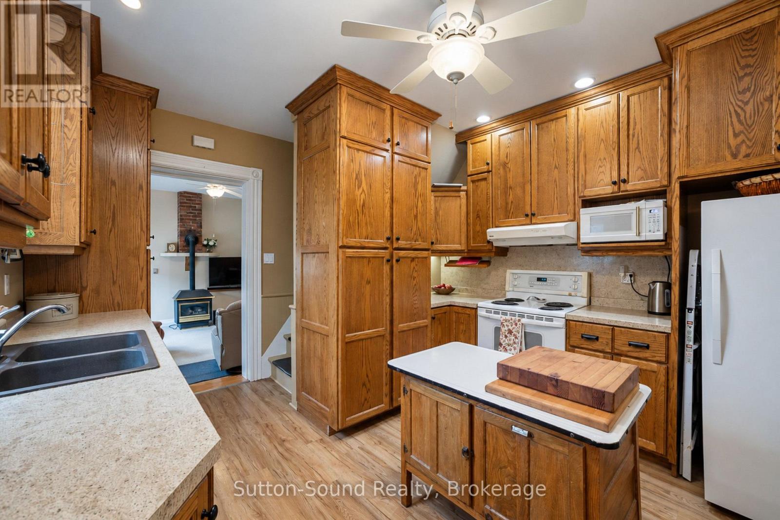 2344 3RD AVENUE W - 24