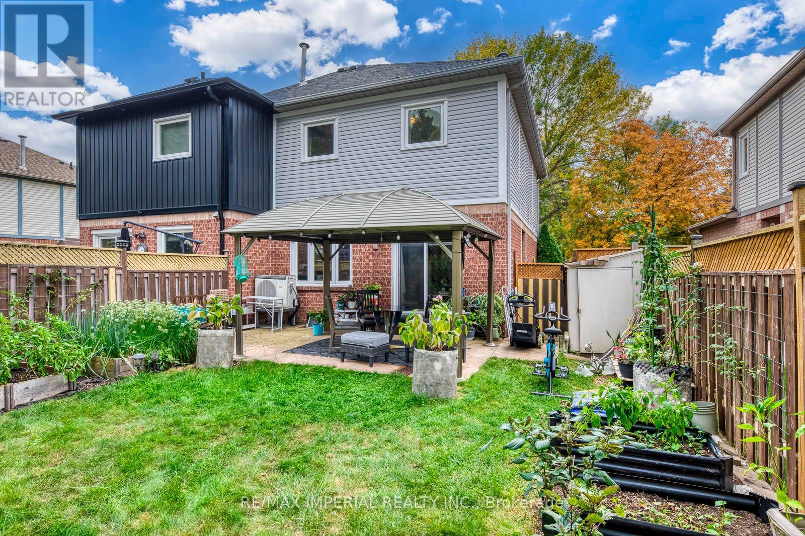 1107 GABLE DRIVE - 50