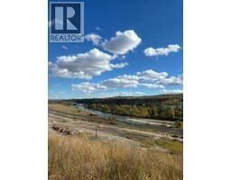 101, 260 Rowley Way Nw, Calgary, AB T3L0H5 Photo 37