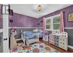 Kitchen - 44 Lennox Street, Kingston, ON K7M4S4 Photo 12