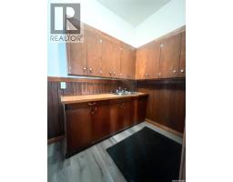 1109 South Railway Street E, Swift Current, SK S9H3B6 Photo 11