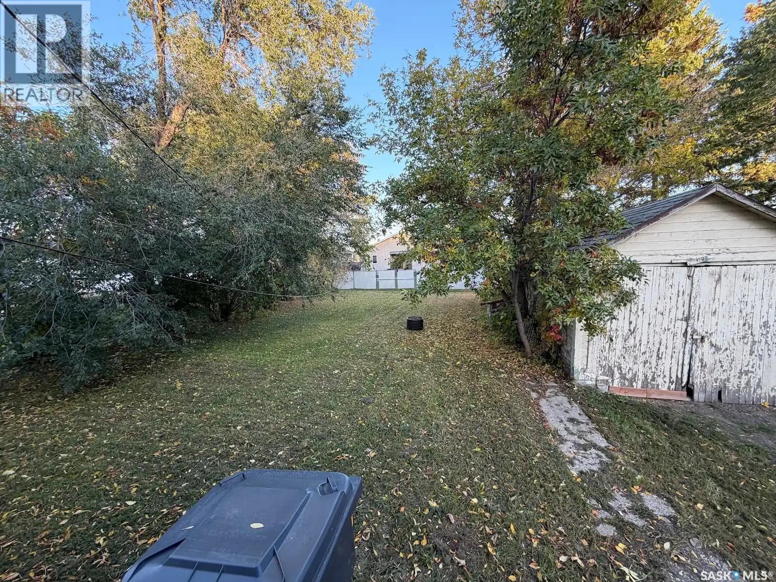 143 Sixth AVENUE N - 12