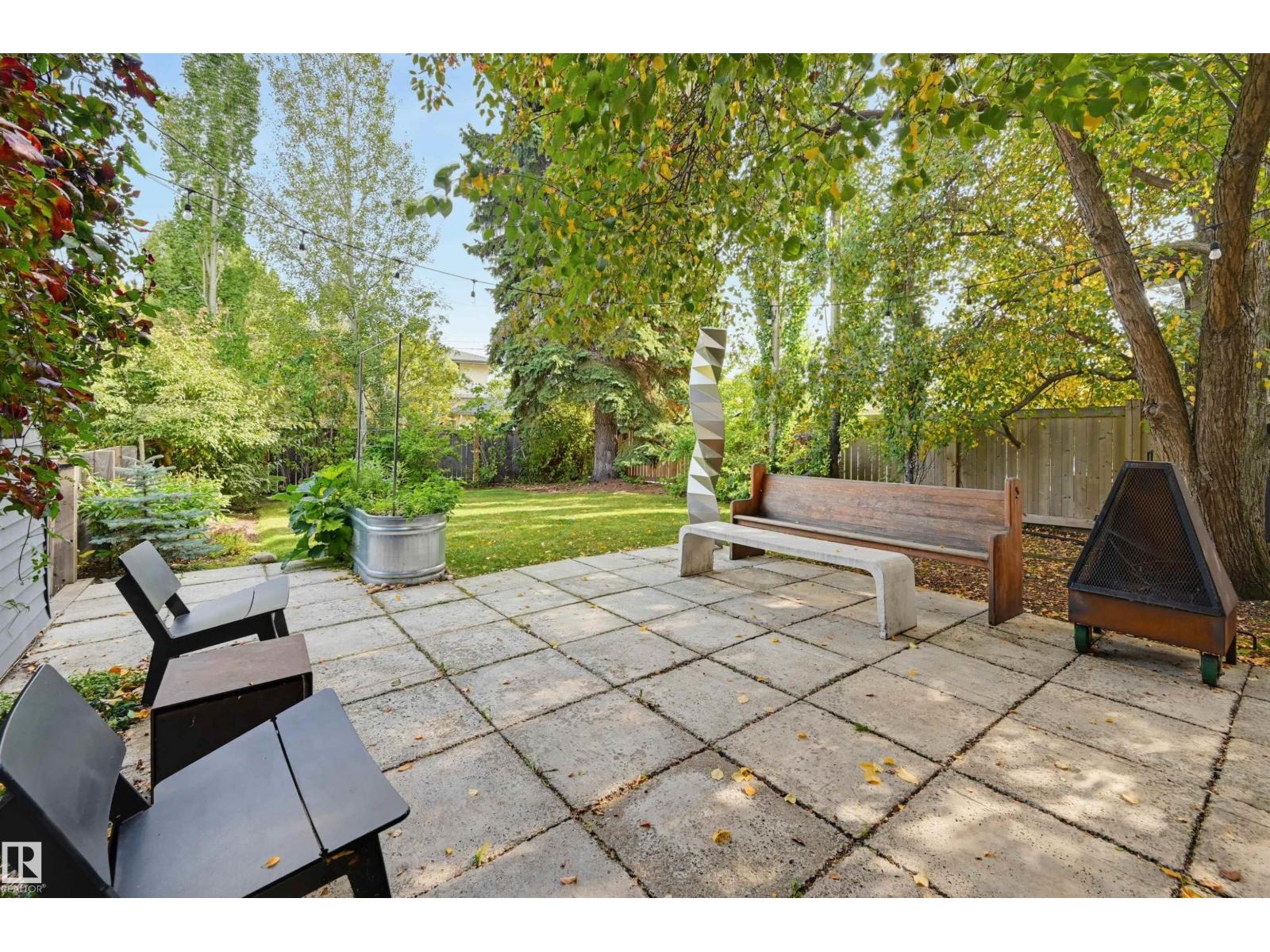 3 RIVERSIDE CR NW - 11