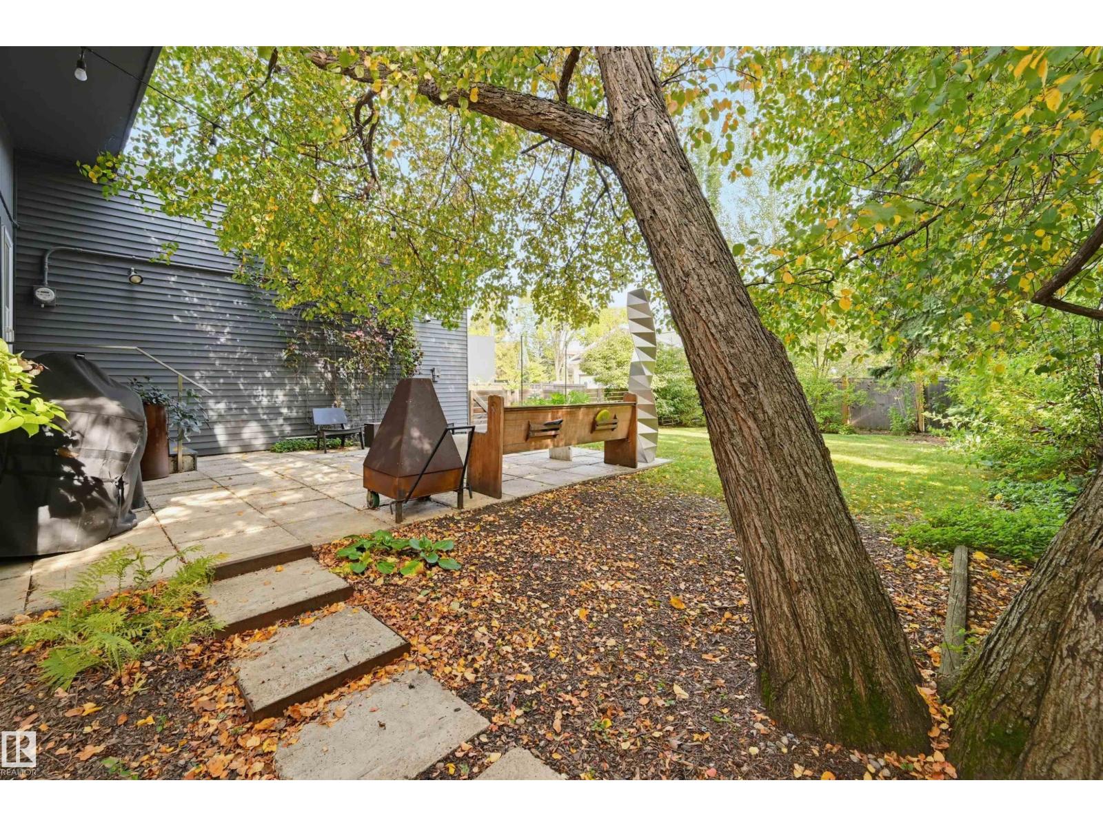3 RIVERSIDE CR NW - 9