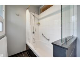 3 Riverside Cr Nw, Edmonton, AB T5N3M4 Photo 45