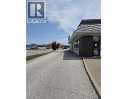 13430 Tecumseh Road E, Tecumseh, ON N8N3N7 Photo 6