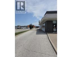 13430 Tecumseh Road E, Tecumseh, ON N8N3N7 Photo 13