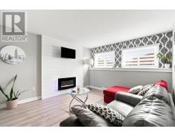 6 Simcoe Drive thumbnail 15