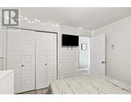 6 Simcoe Drive thumbnail 20