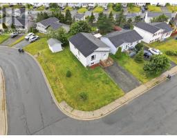 6 Simcoe Drive thumbnail 27