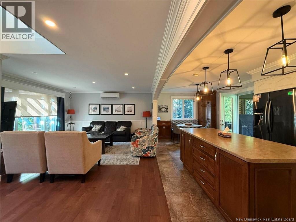 84 Hubert Street - 6