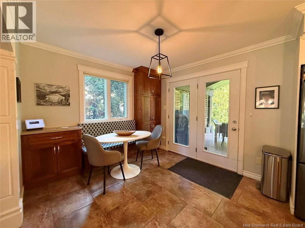 84 Hubert Street - 8
