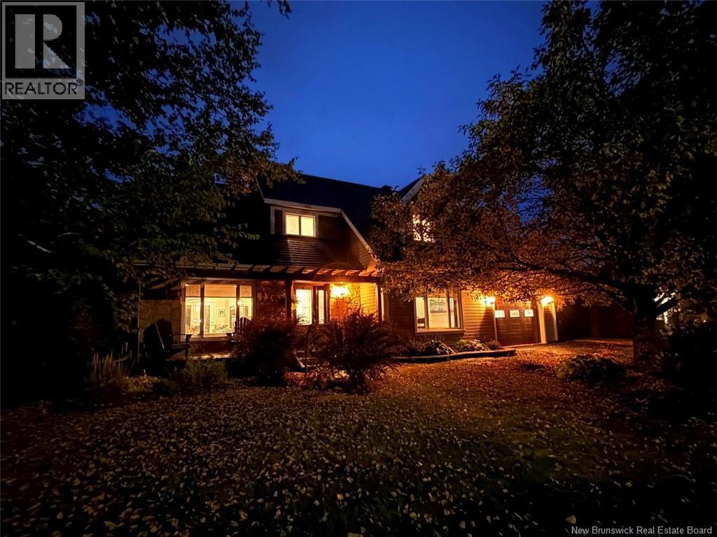 84 Hubert Street - 43