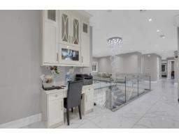 14186 Melrose Drive, Surrey, BC V3R5R2 Photo 11
