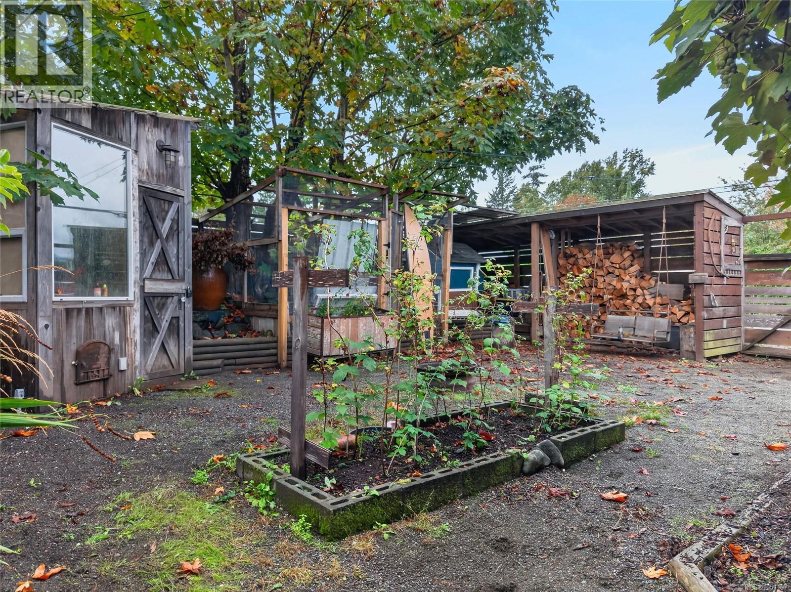 2737 Derwent Ave - Image 29