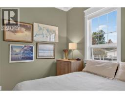 2737 Derwent Ave, Cumberland, BC V0R1S0 Photo 17