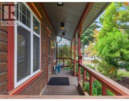 2737 Derwent Ave, Cumberland, BC V0R1S0 Photo 24