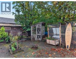 2737 Derwent Ave, Cumberland, BC V0R1S0 Photo 28
