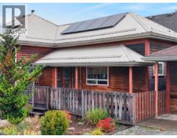 2737 Derwent Ave, Cumberland, BC V0R1S0 Photo 33